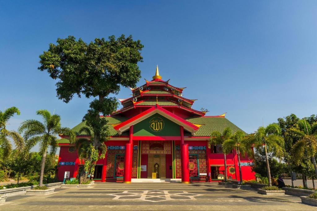 סוראבאיה Hotel Sulawesi Gorontalo מראה חיצוני תמונה