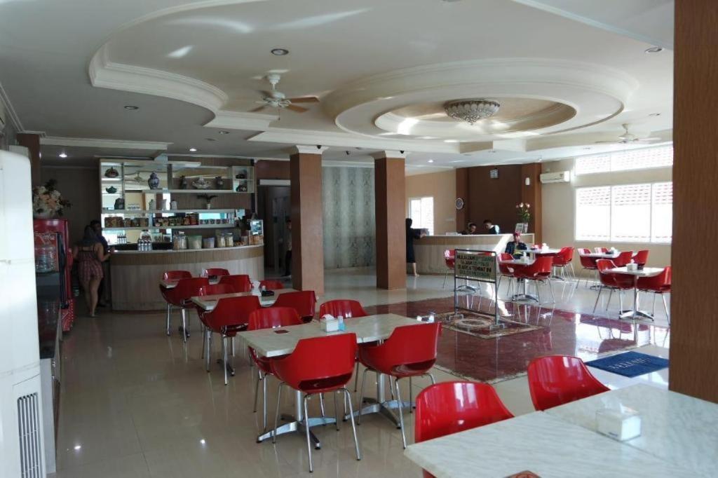 סוראבאיה Hotel Sulawesi Gorontalo מראה חיצוני תמונה