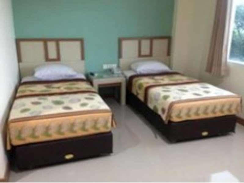 סוראבאיה Hotel Sulawesi Gorontalo מראה חיצוני תמונה
